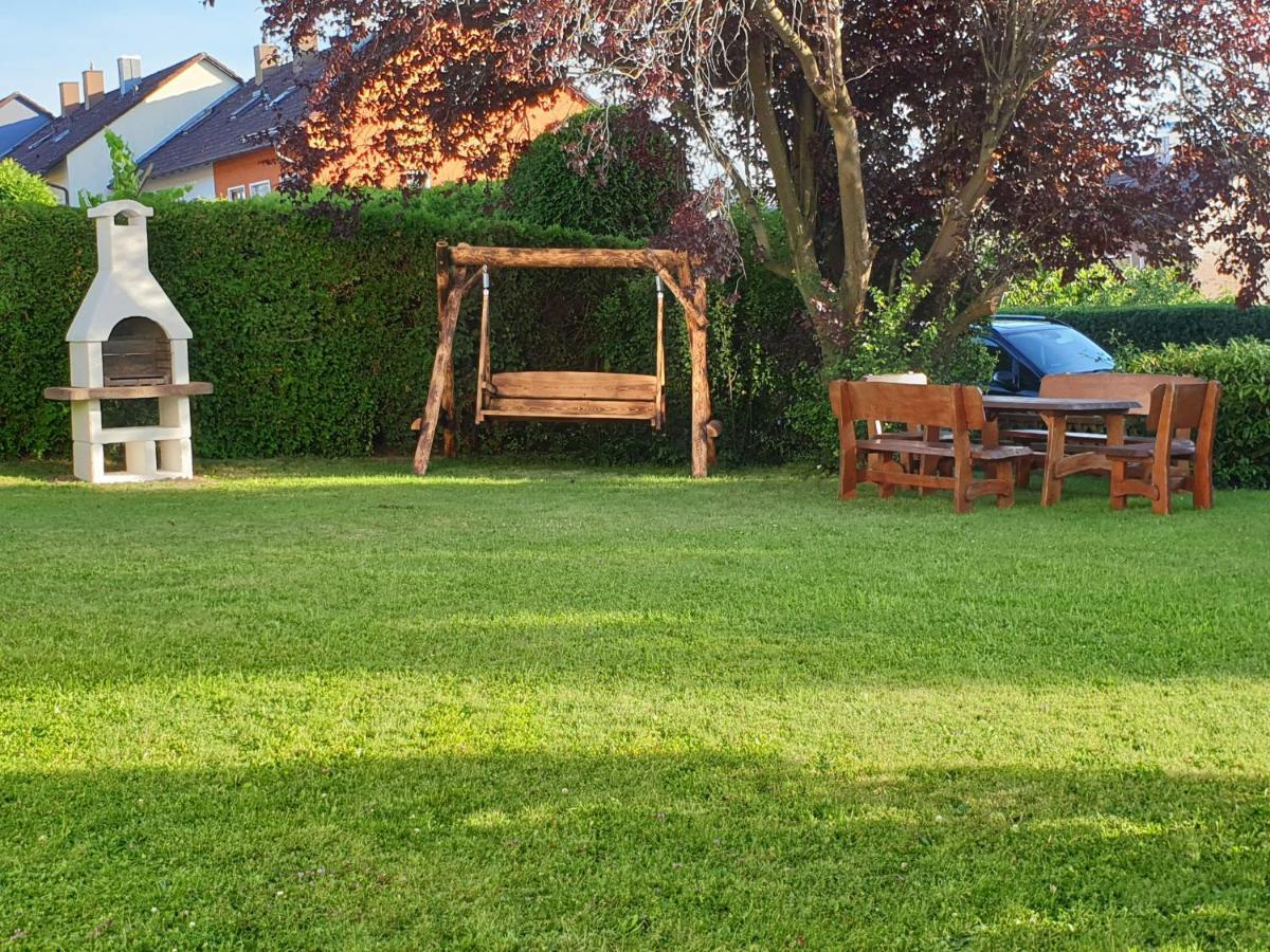 Ana'S Ferienwohnung Furth im Wald Exterior photo